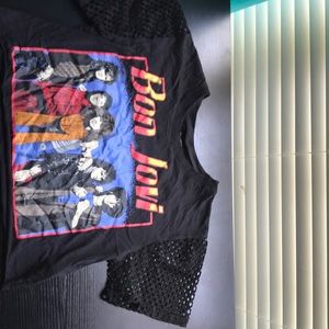 Bon Jovi short net sleeves